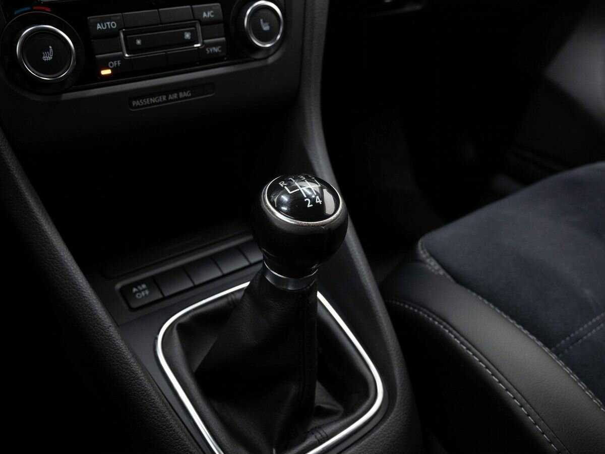 Volkswagen Golf, 2012 - Фото №18