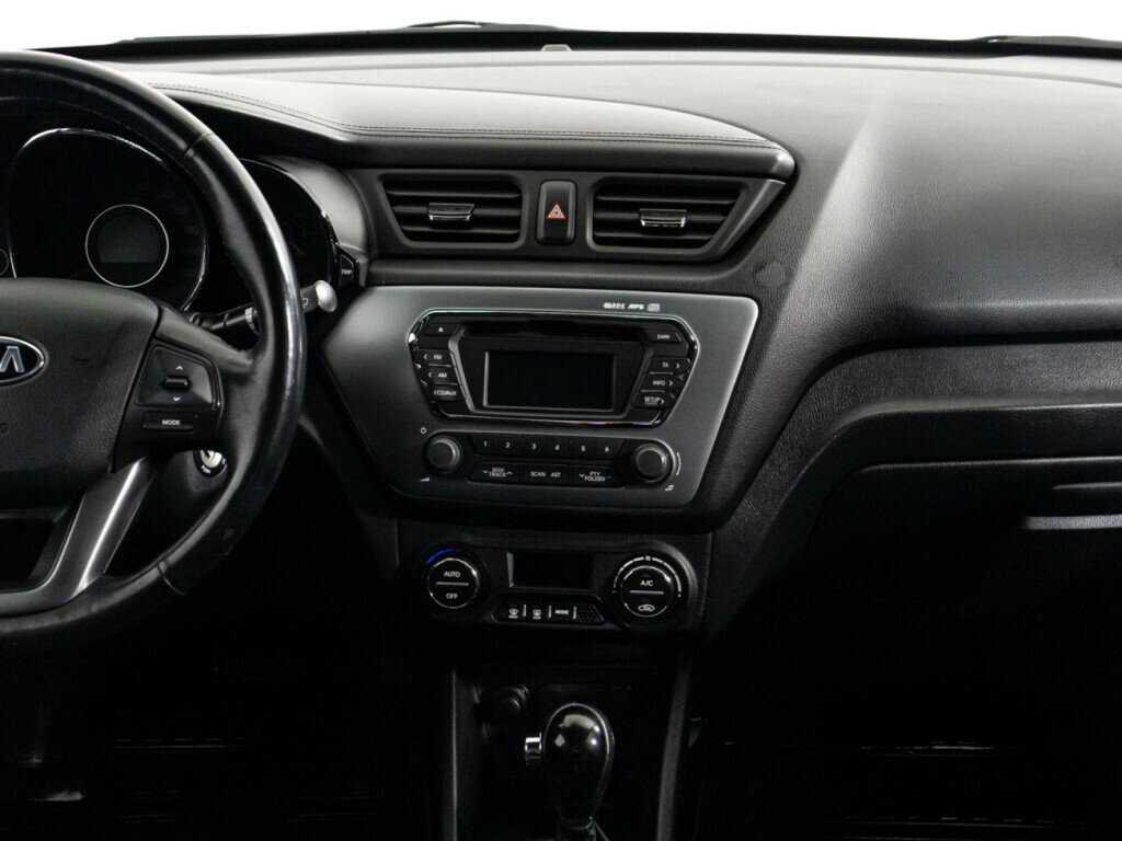 Kia Rio 6-speed, 2015 - Фото №13