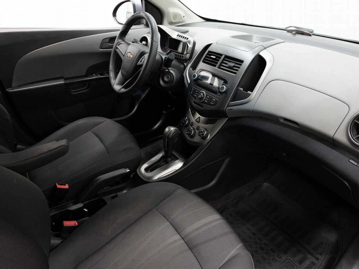 Chevrolet Aveo, 2014 - Фото №11
