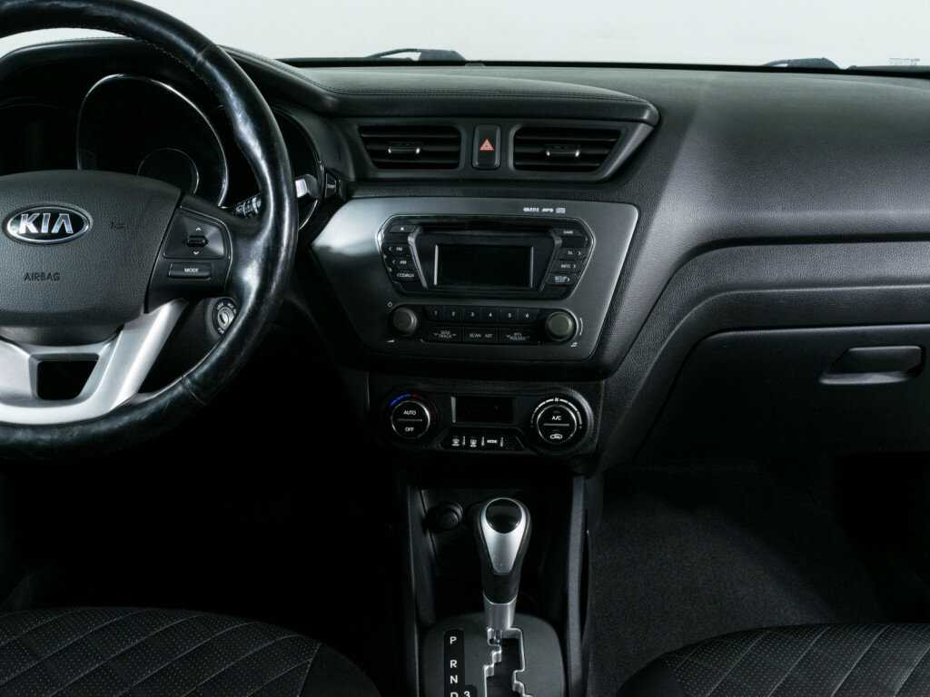 Kia Rio 4-speed, 2013 - Фото №7