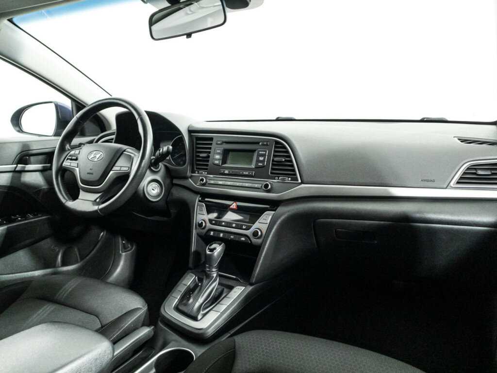 Hyundai Elantra, 2017 - Фото №8