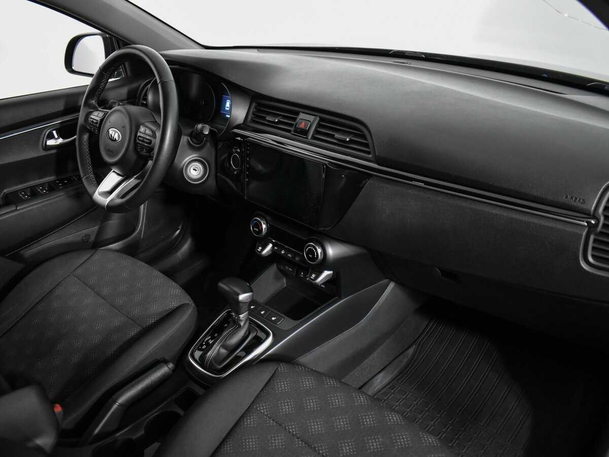 Kia Rio X-Line, 2020 - Фото №11