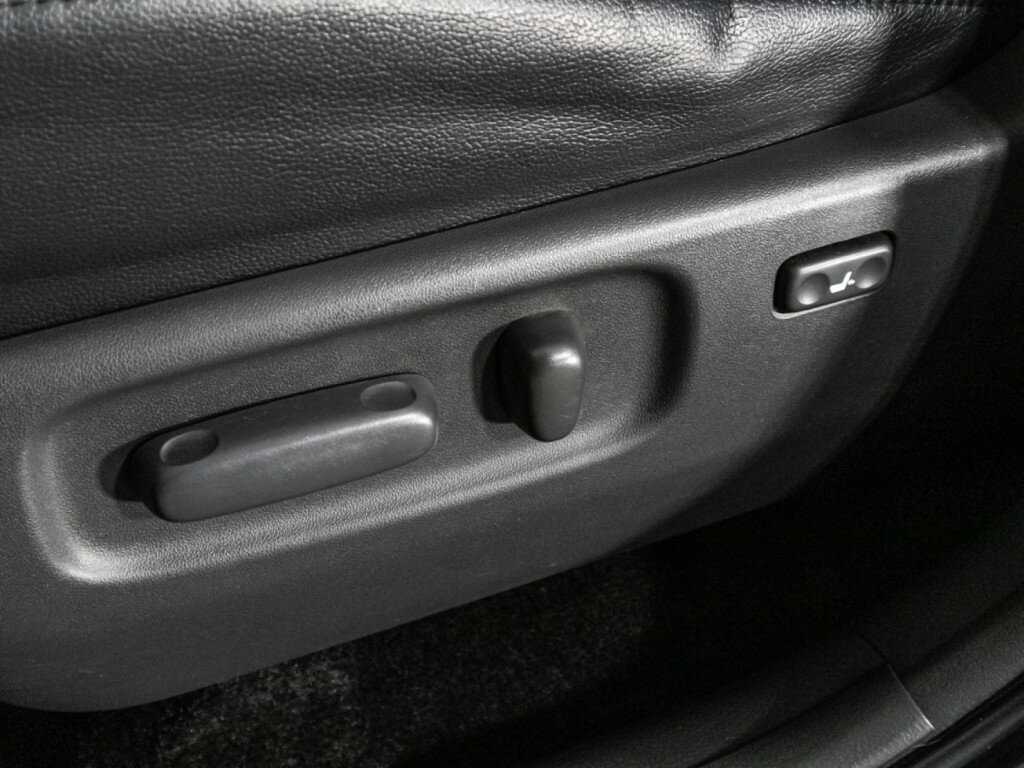 Toyota RAV4, 2012 - Фото №14