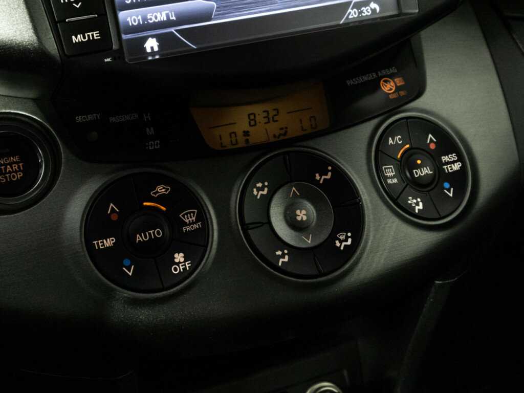 Toyota RAV4, 2012 - Фото №16