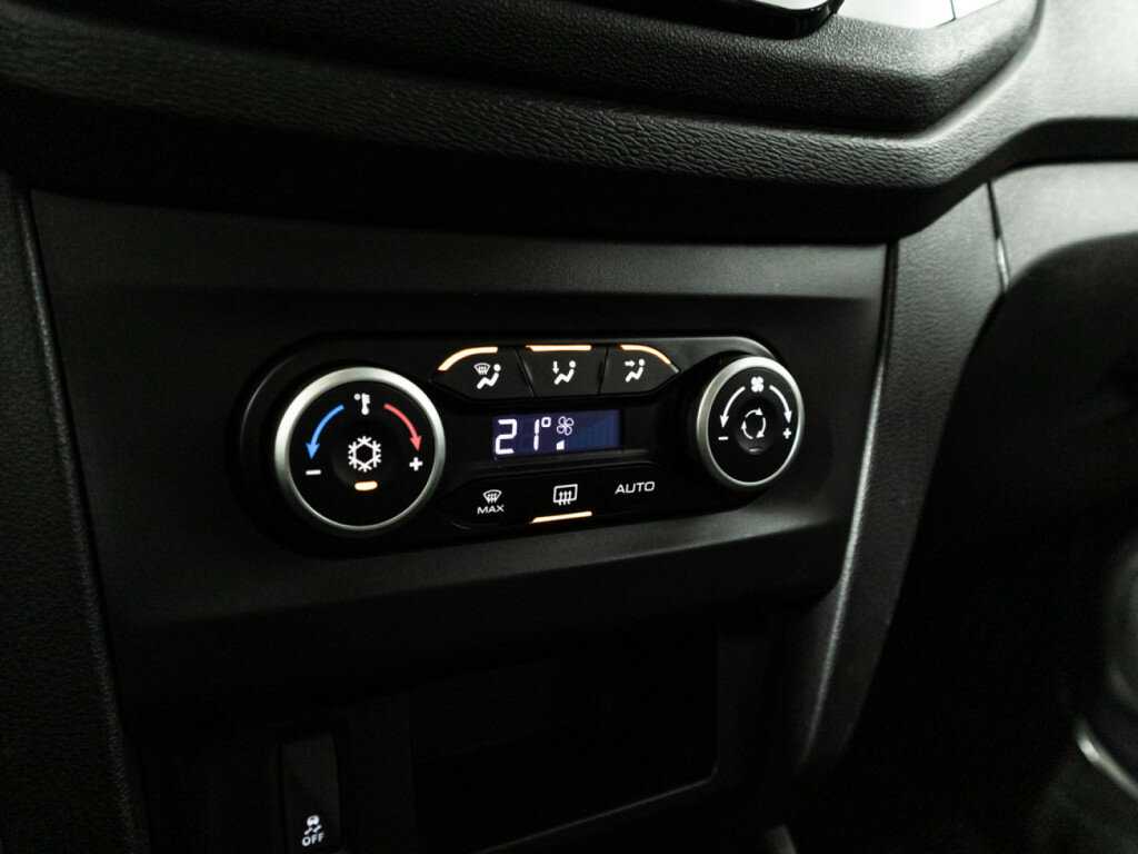 Lada (ВАЗ) XRAY, 2019 - Фото №14