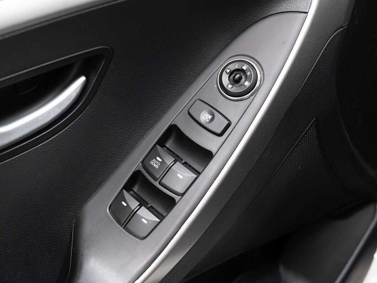 Hyundai i30, 2013 - Фото №14