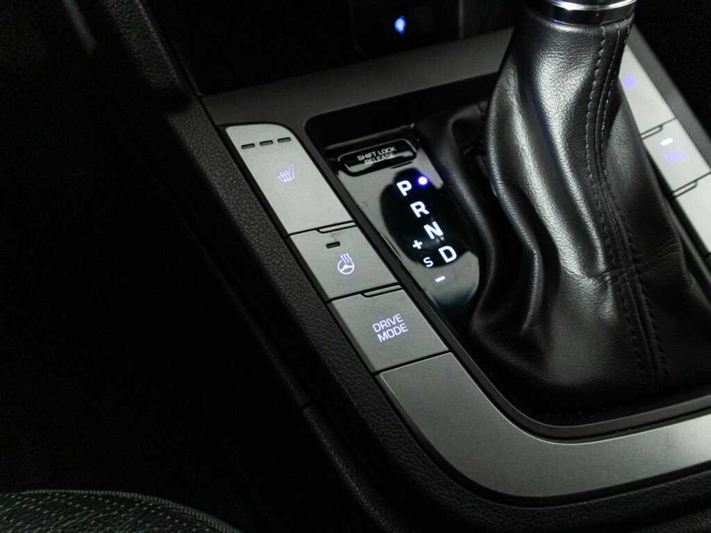 Hyundai Elantra, 2019 - Фото №19