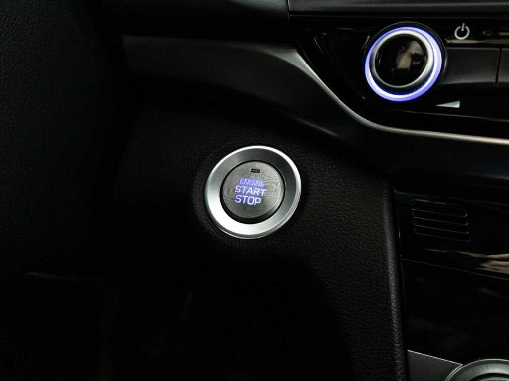 Hyundai Elantra, 2019 - Фото №20