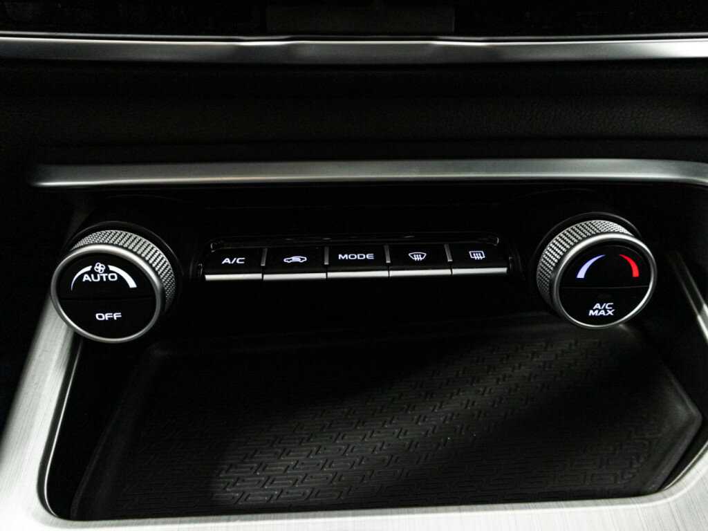 Geely Coolray, 2022 - Фото №18