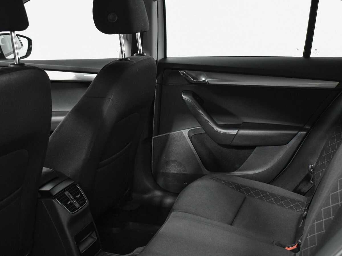 Skoda Octavia, 2019 - Фото №10