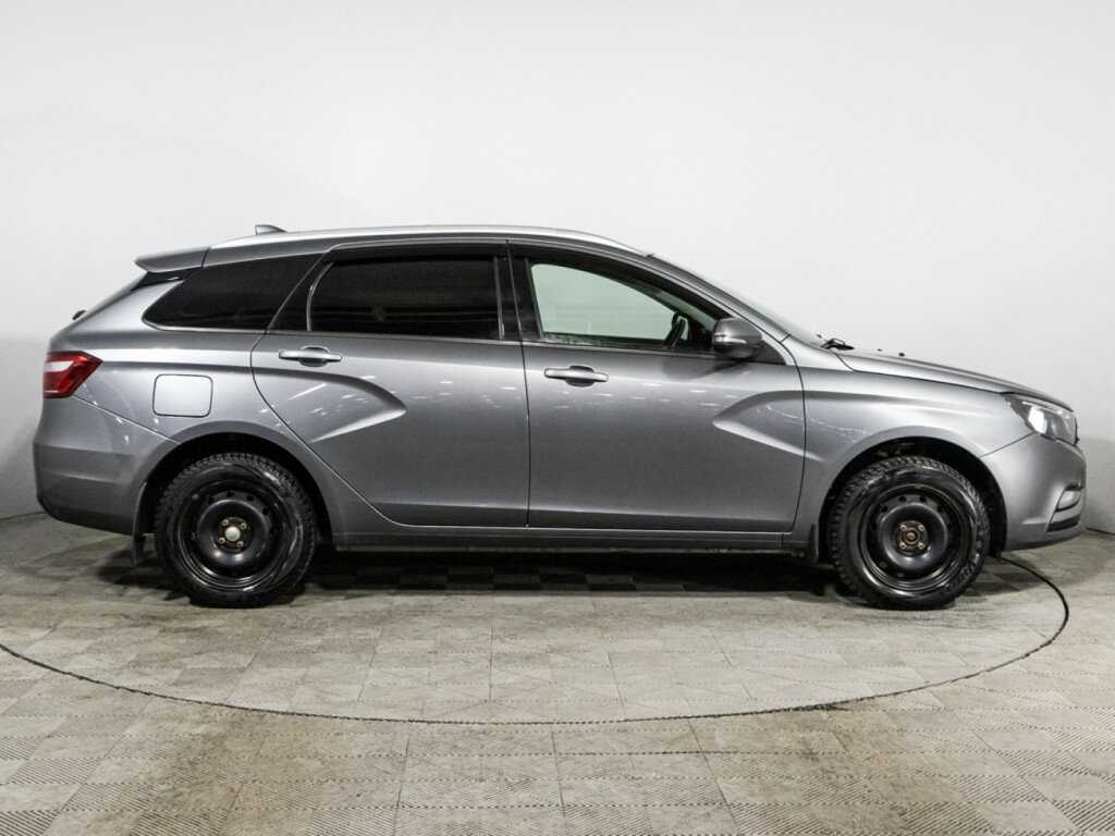 Lada (ВАЗ) Vesta SW, 2019 - Фото №3