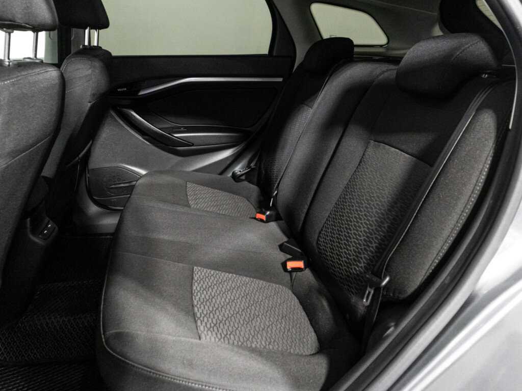 Lada (ВАЗ) Vesta SW, 2019 - Фото №9