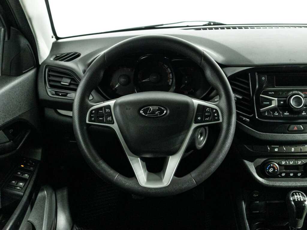 Lada (ВАЗ) Vesta SW, 2019 - Фото №15