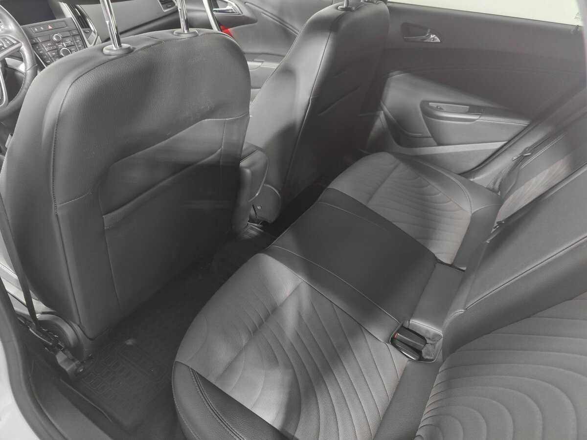 Opel Astra, 2014 - Фото №13