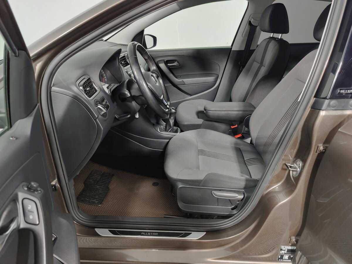 Volkswagen Polo, 2016 - Фото №8