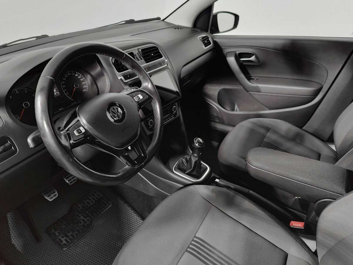 Volkswagen Polo, 2016 - Фото №9