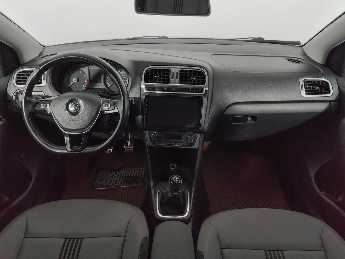 Volkswagen Polo, 2016 - Фото №11