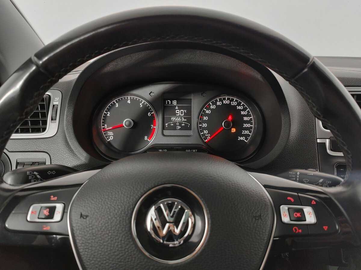 Volkswagen Polo, 2016 - Фото №15
