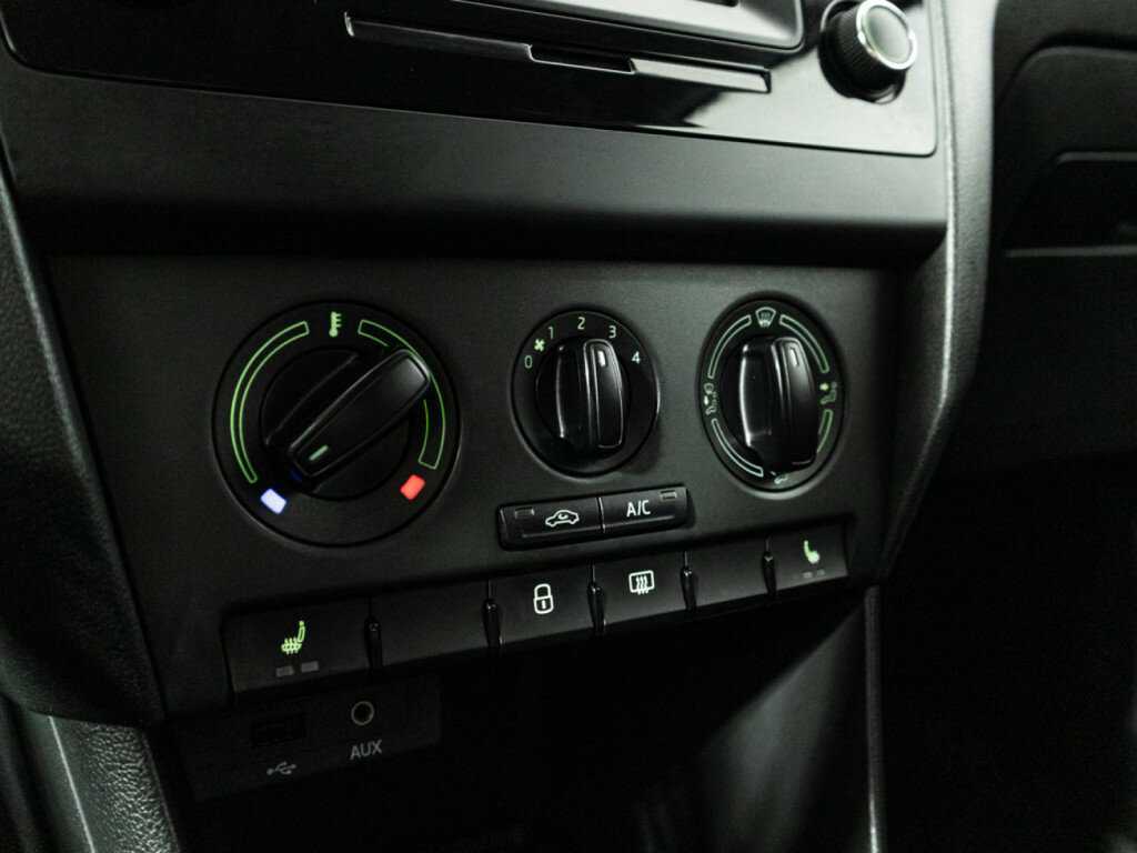 Skoda Rapid, 2016 - Фото №14