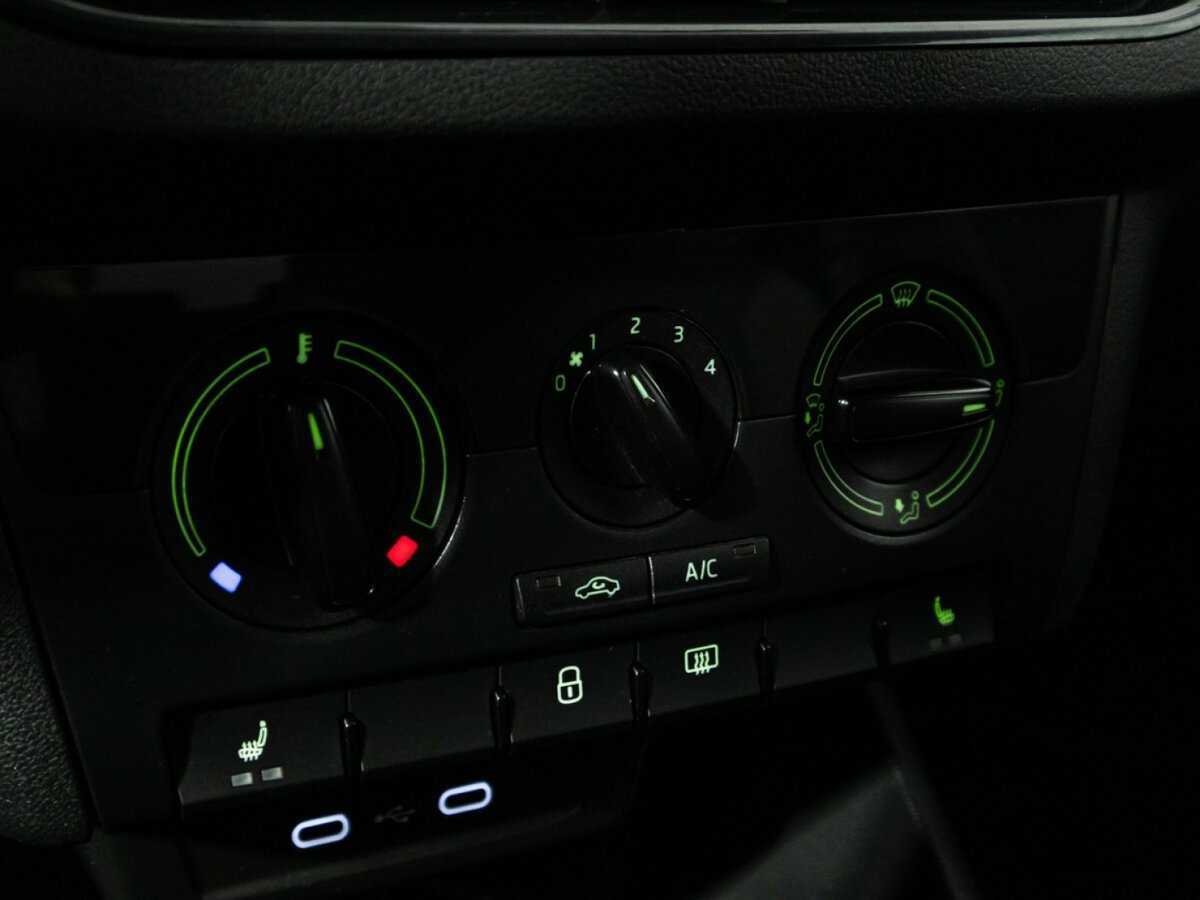 Skoda Rapid, 2020 - Фото №14