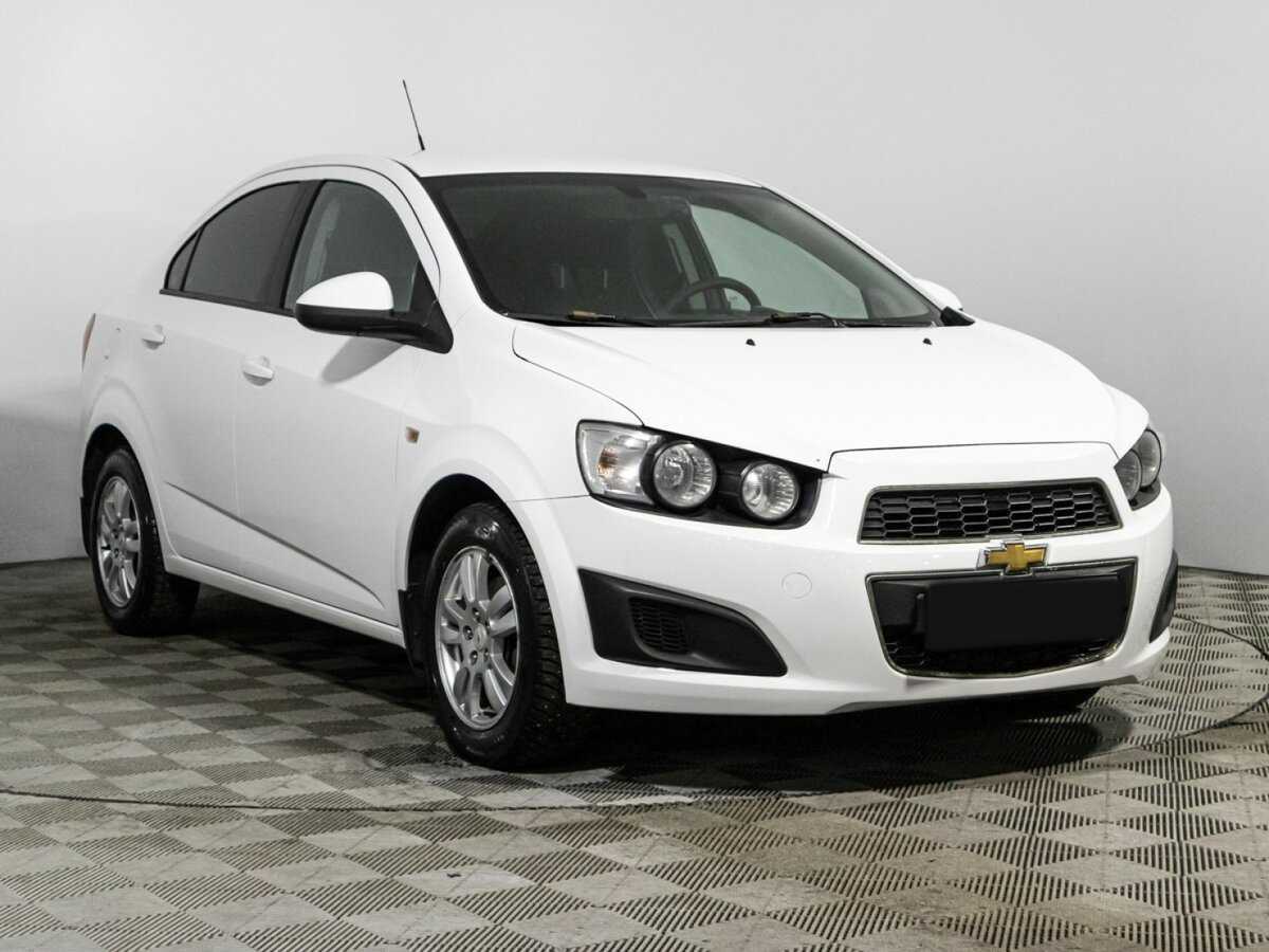 Chevrolet Aveo, 2015 - Фото №2