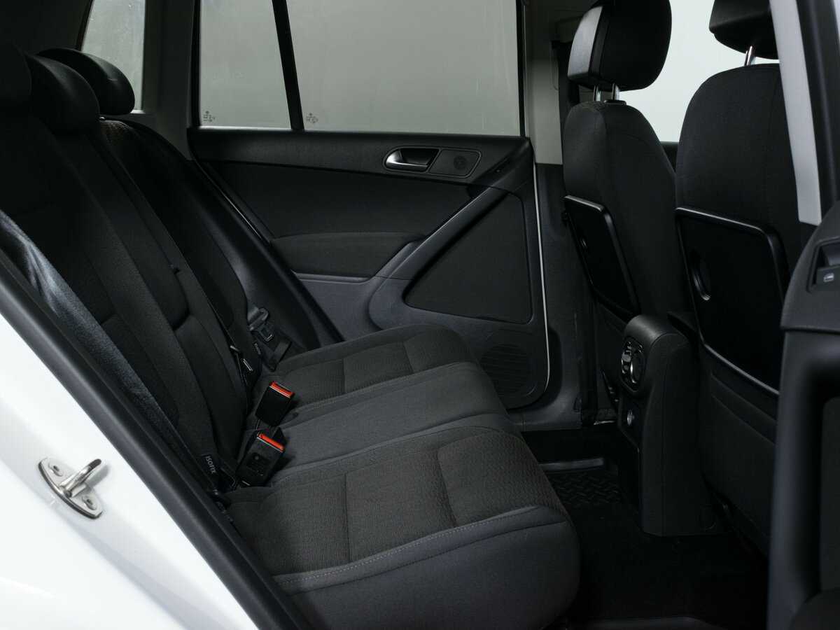 Volkswagen Tiguan, 2015 - Фото №9