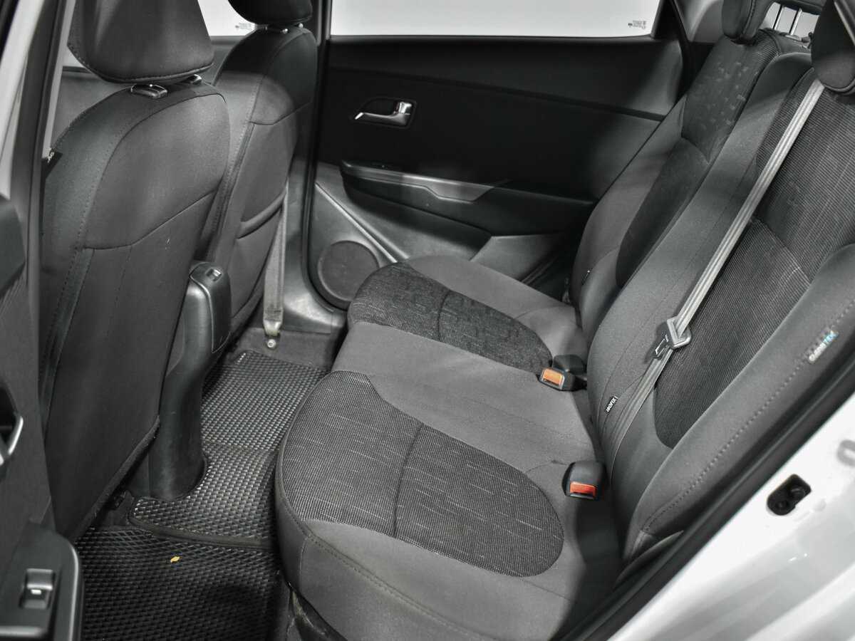 Kia Rio, 2015 - Фото №9