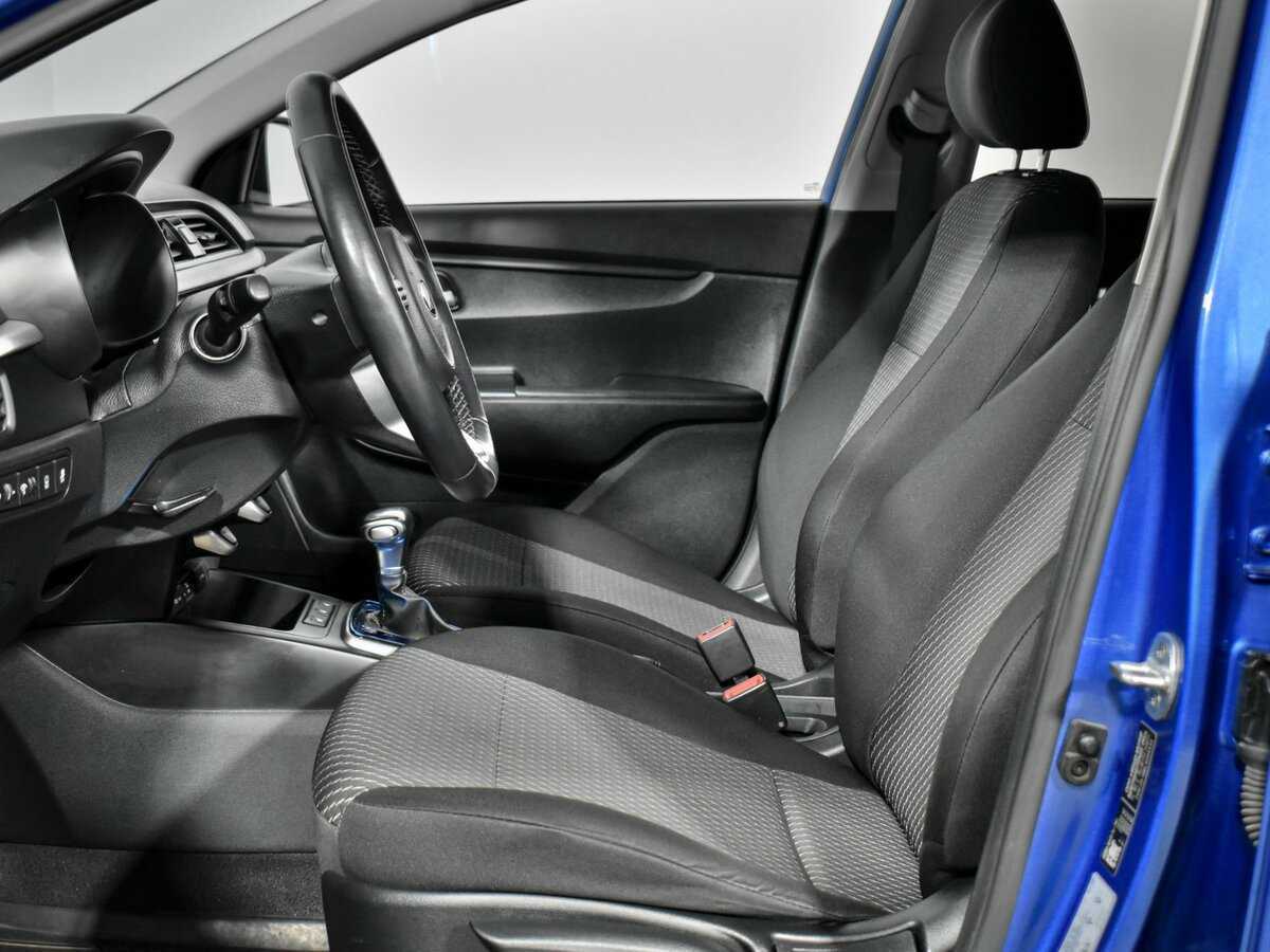 Kia Rio X-Line, 2020 - Фото №10