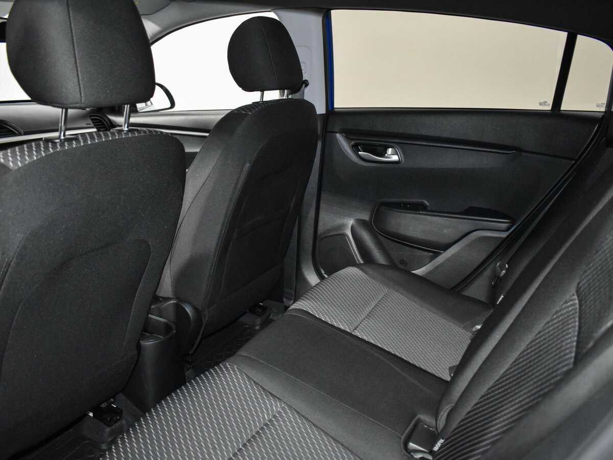 Kia Rio X-Line, 2020 - Фото №11