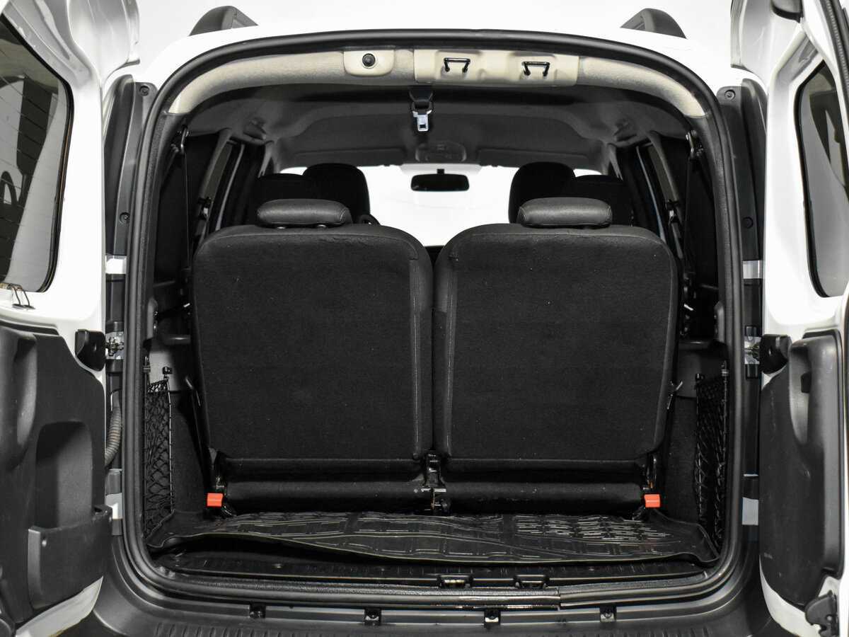 Lada (ВАЗ) Largus Cross, 2021 - Фото №14