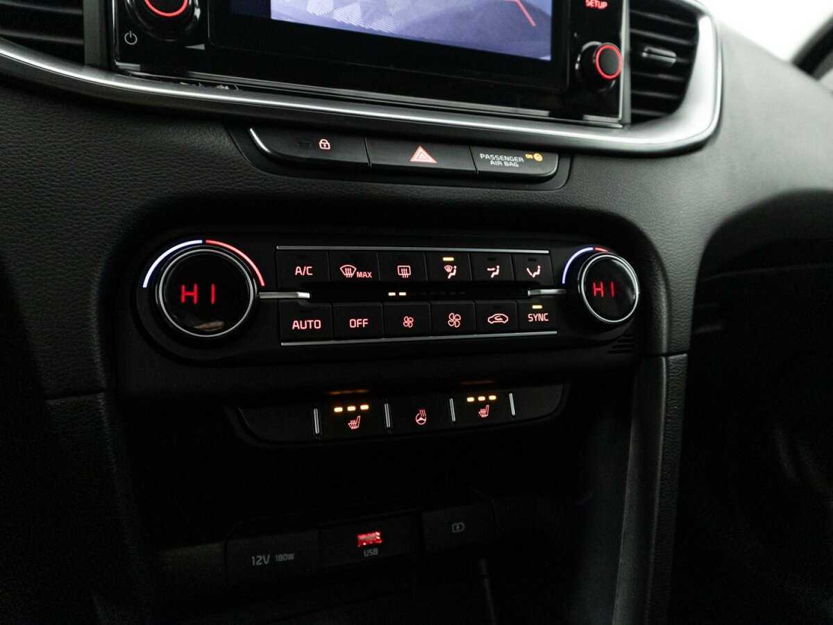 Kia Ceed, 2021 - Фото №20