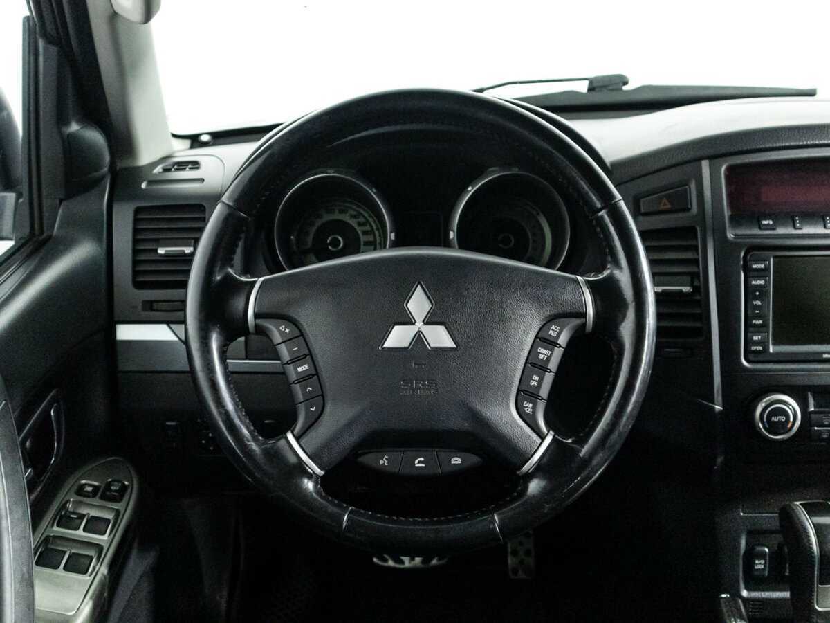 Mitsubishi Pajero, 2012 - Фото №16