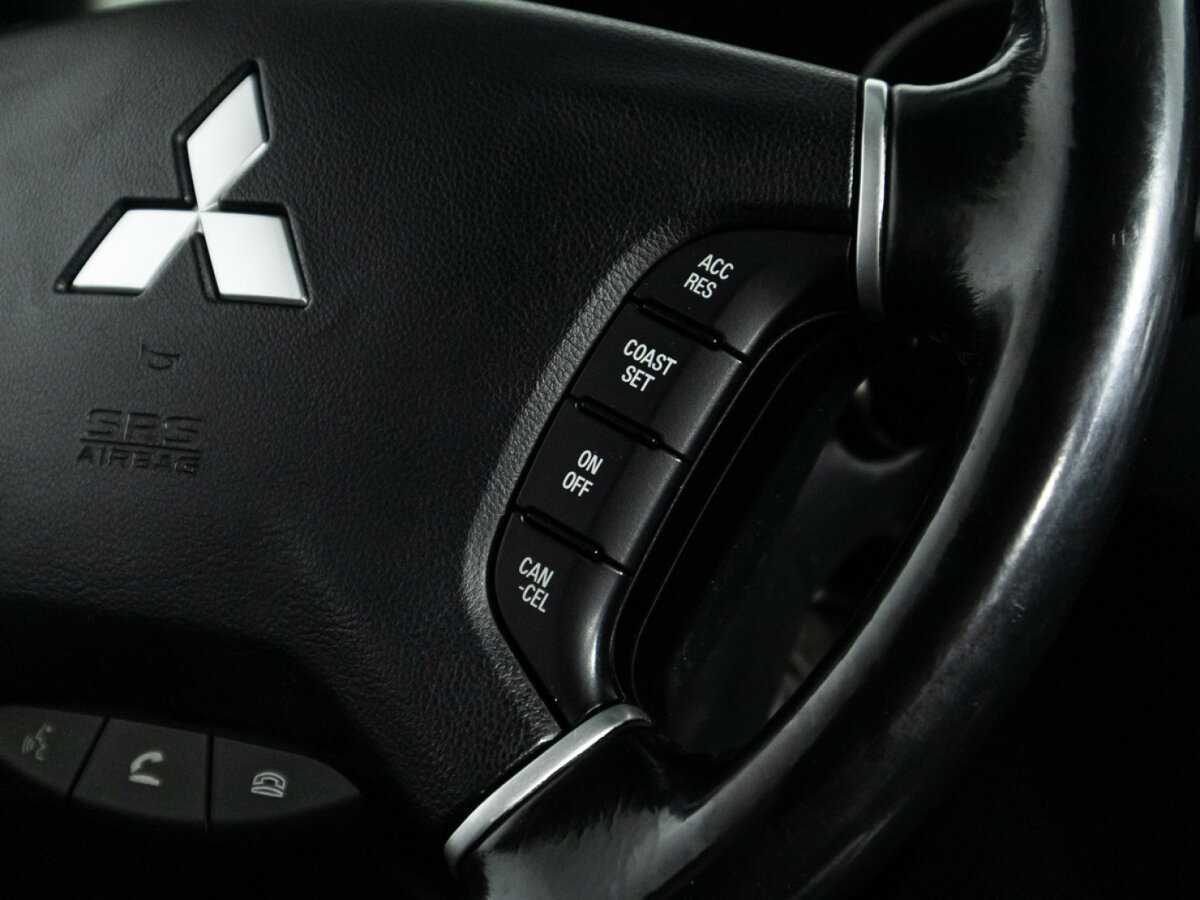 Mitsubishi Pajero, 2012 - Фото №17