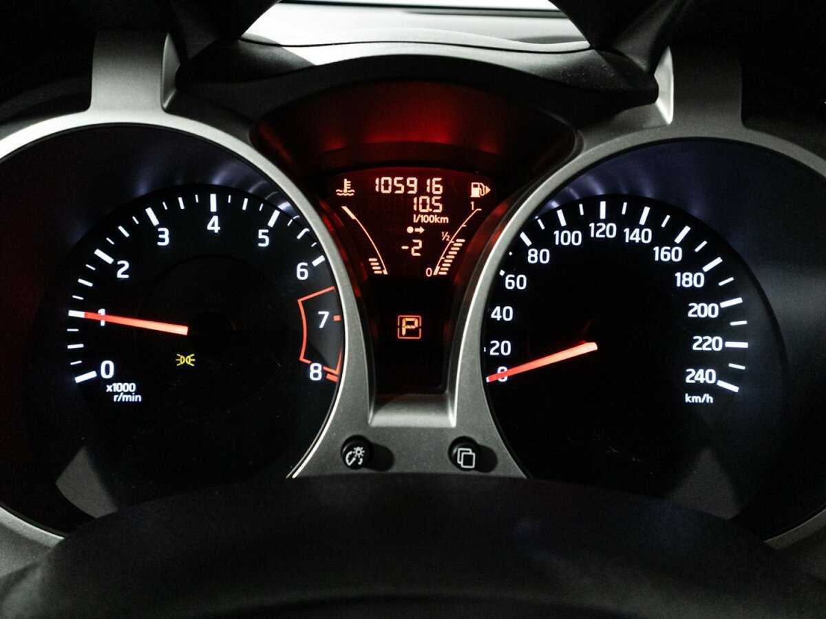 Nissan Juke, 2012 - Фото №11