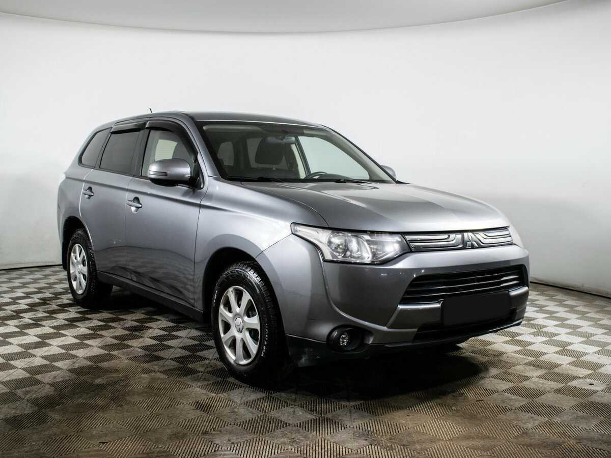 Mitsubishi Outlander, 2012 - Фото №2