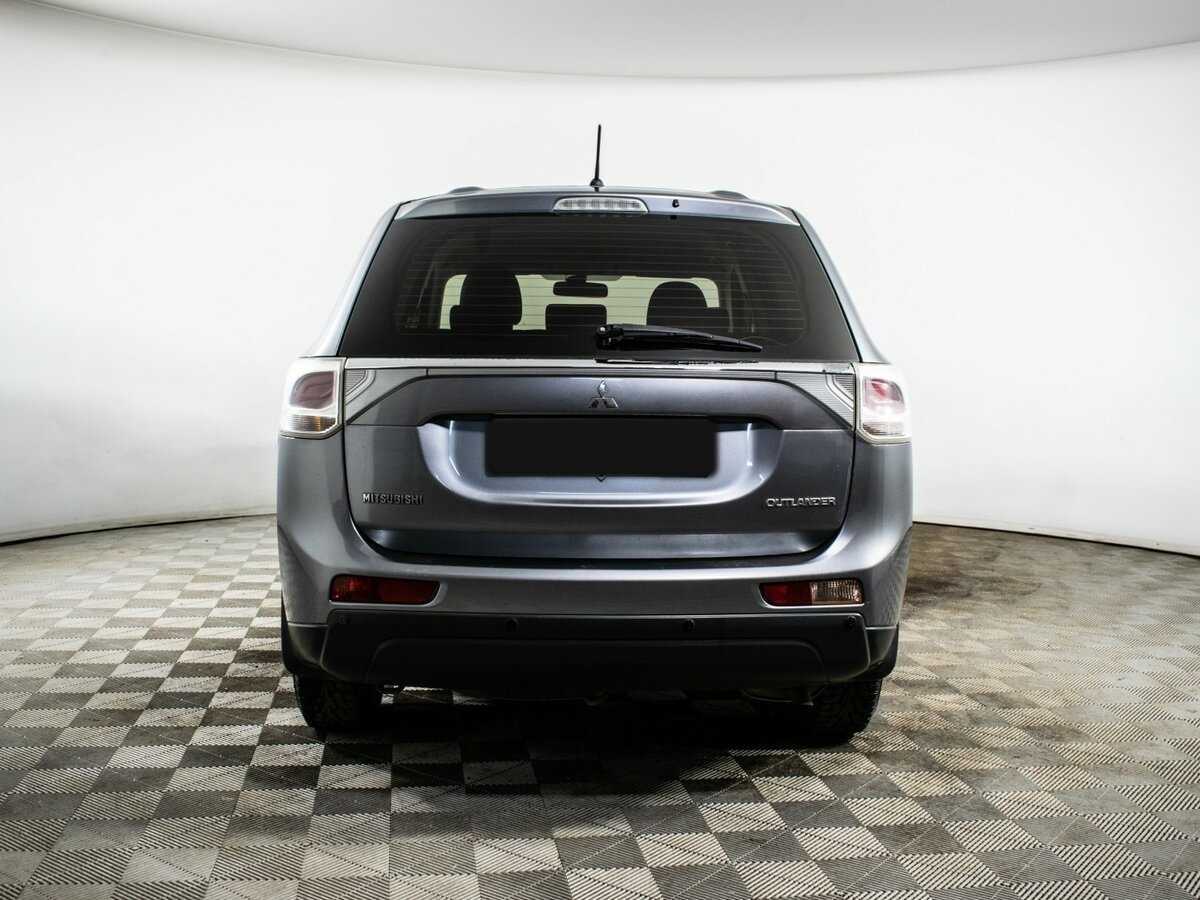 Mitsubishi Outlander, 2012 - Фото №5