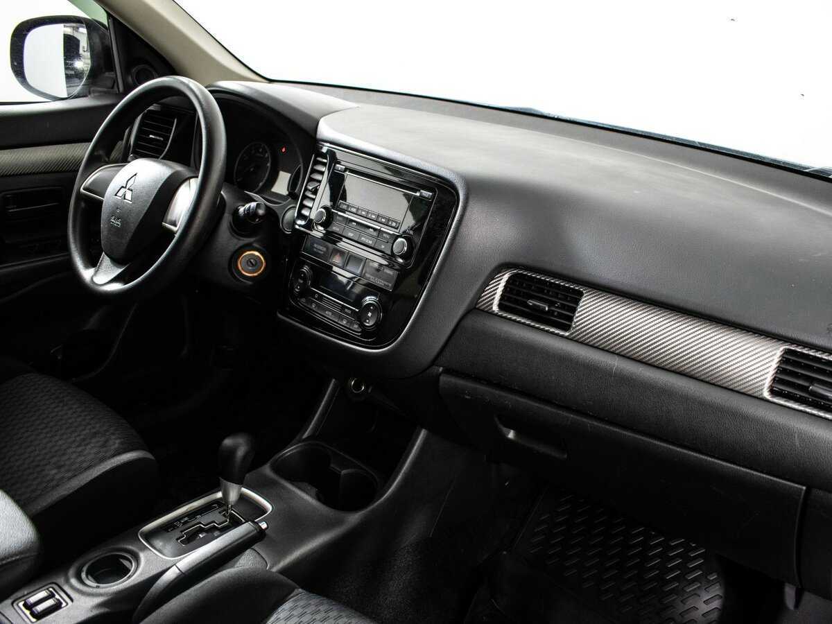 Mitsubishi Outlander, 2012 - Фото №8