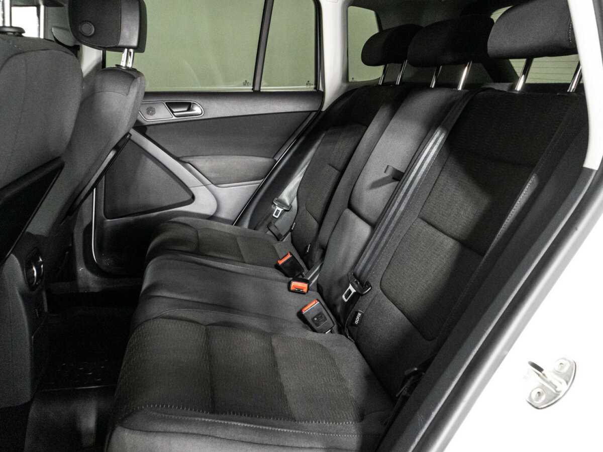 Volkswagen Tiguan, 2015 - Фото №9