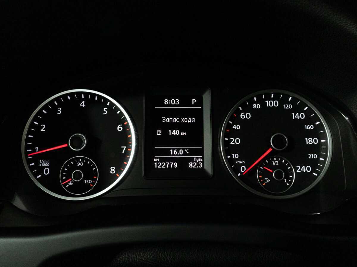 Volkswagen Tiguan, 2015 - Фото №11