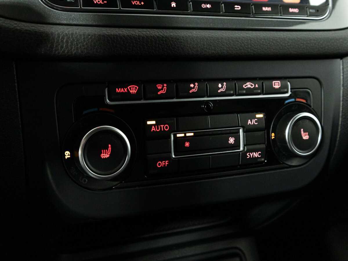 Volkswagen Tiguan, 2015 - Фото №16