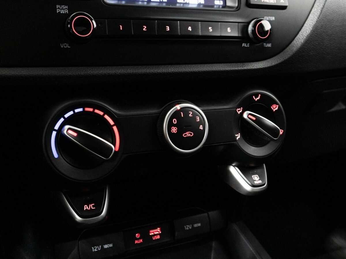 Kia Rio, 2020 - Фото №17