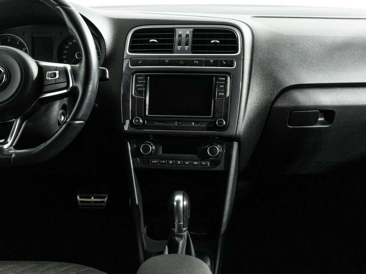 Volkswagen Polo, 2018 - Фото №13