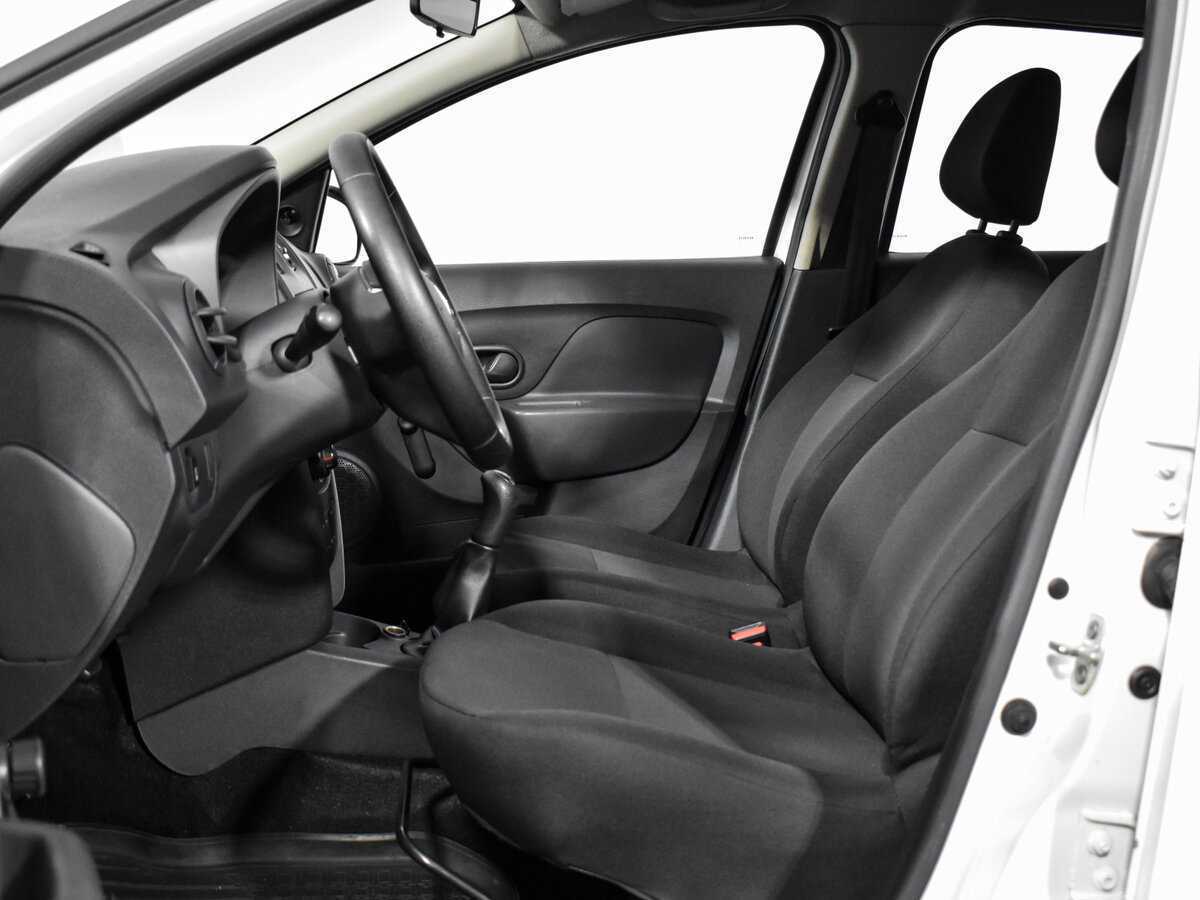 Renault Logan, 2020 - Фото №9