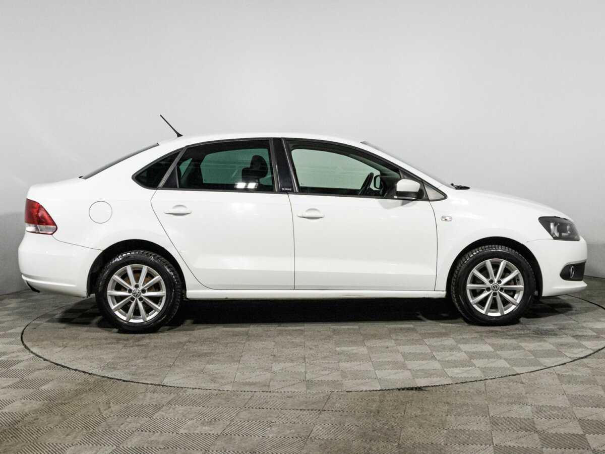 Volkswagen Polo, 2015 - Фото №3