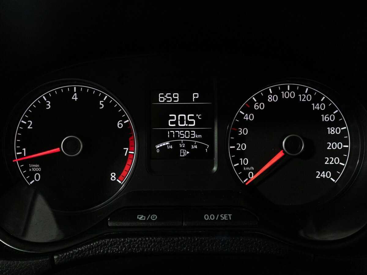 Volkswagen Polo, 2017 - Фото №11