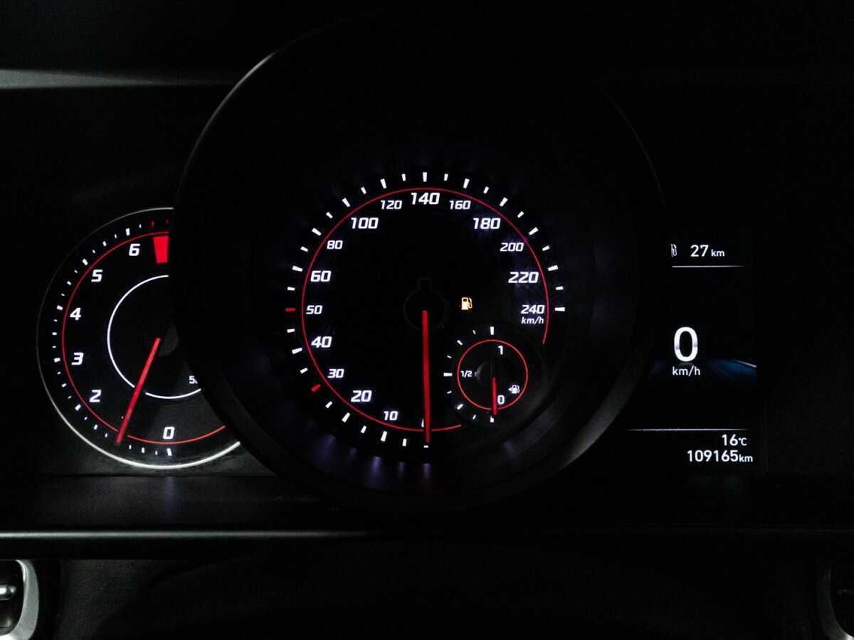 Hyundai Elantra, 2021 - Фото №11