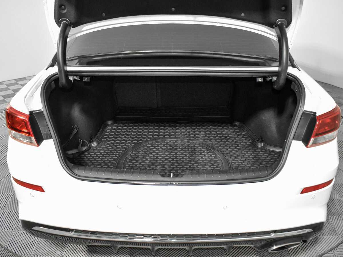 Kia Optima, 2019 - Фото №17