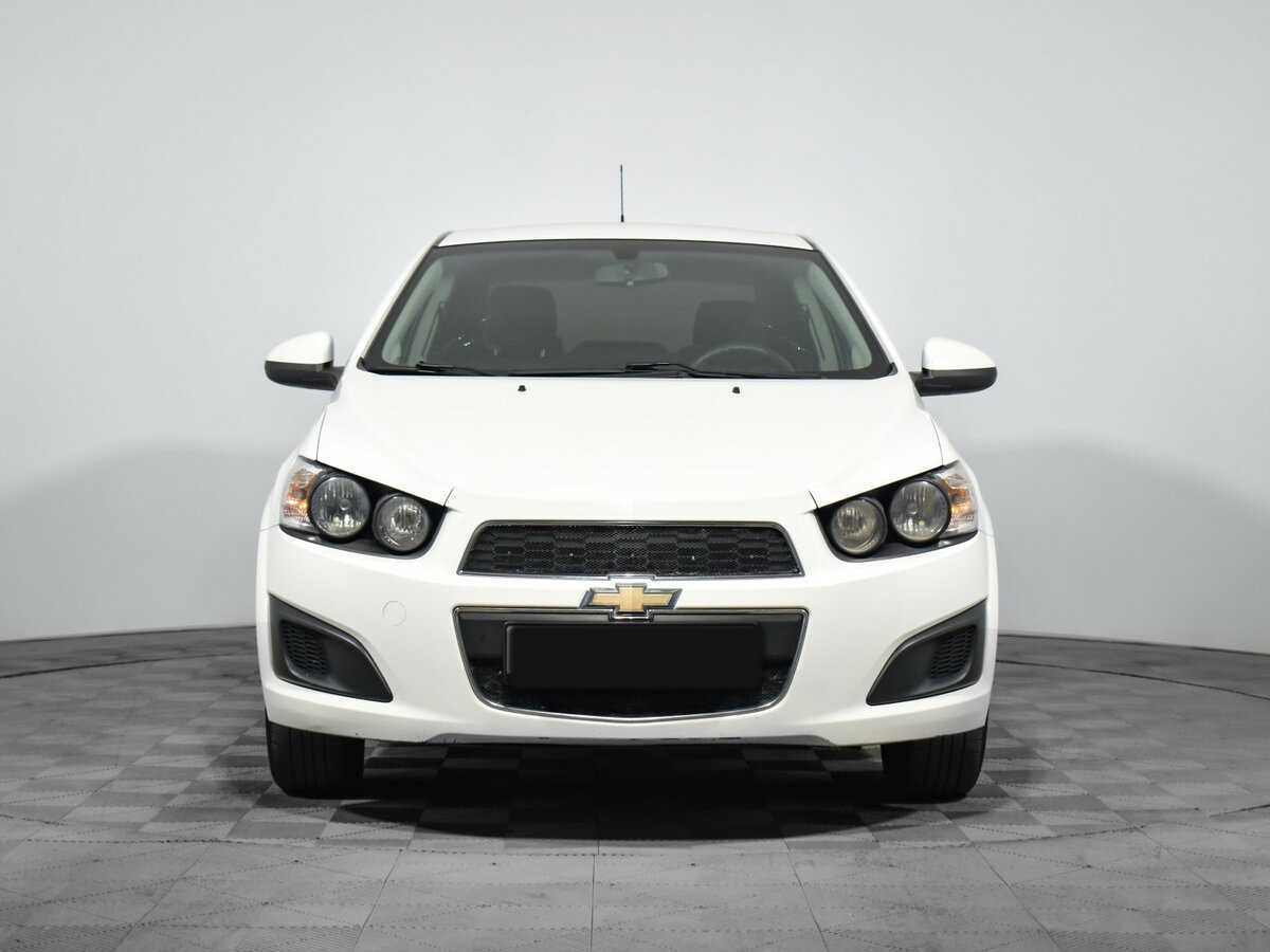 Chevrolet Aveo, 2014 - Фото №1