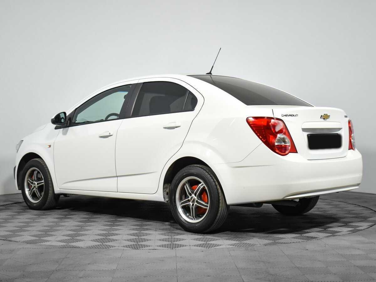 Chevrolet Aveo, 2014 - Фото №6