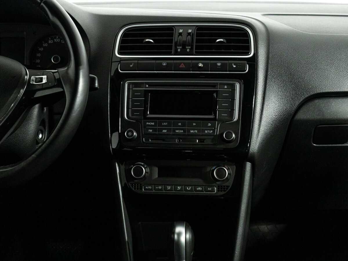 Volkswagen Polo, 2018 - Фото №13